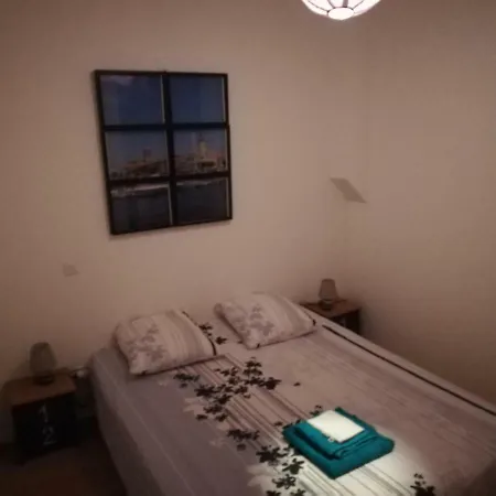 T3 Place Sadi Carnot Apartment *