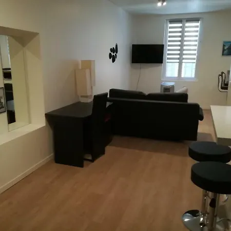 Apartment T3 Place Sadi Carnot *